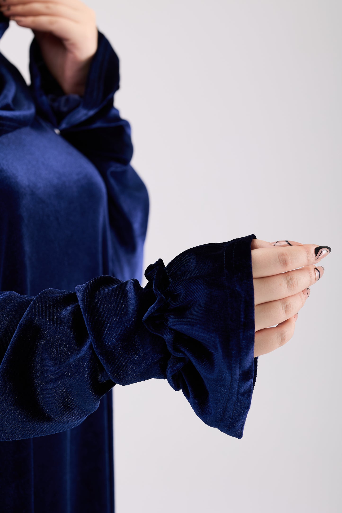 Velvet Touch Isdal