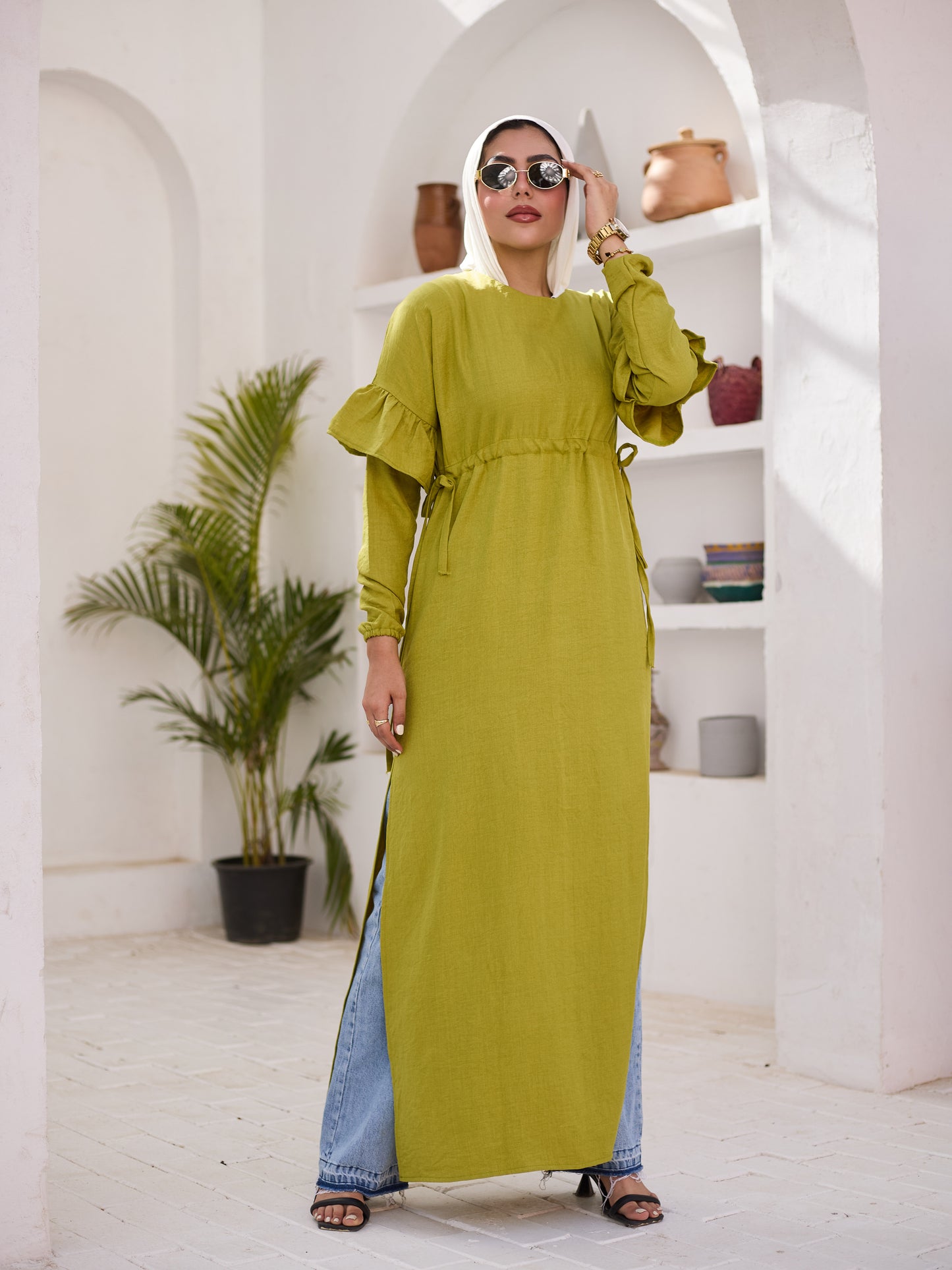 Slit&style dress