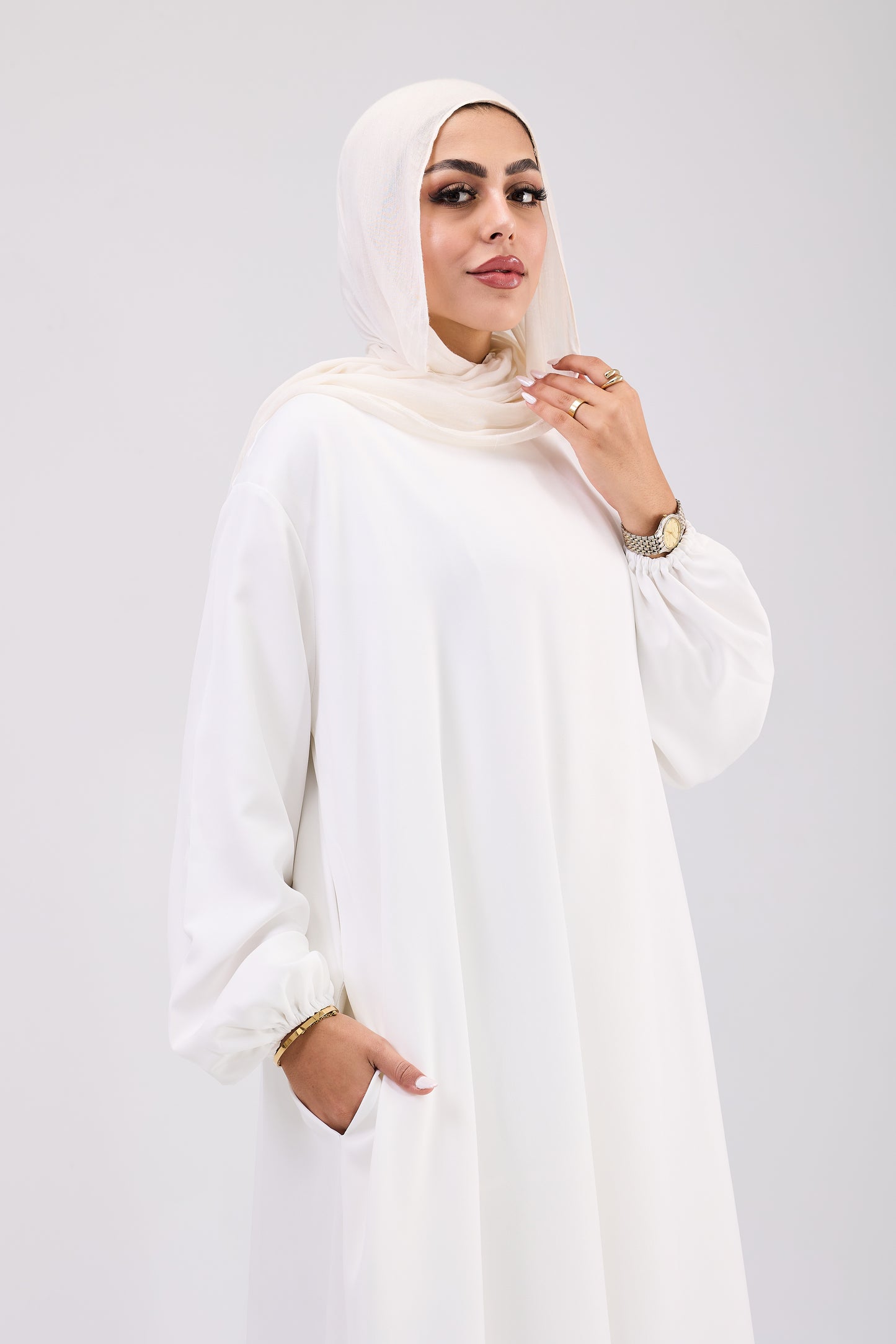 Umrah abaya