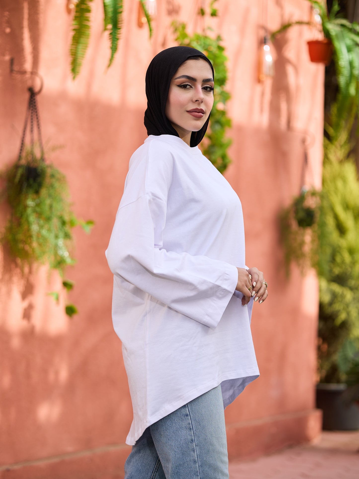 White Basic t-shirt