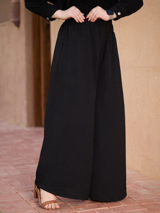 Wide-leg pants