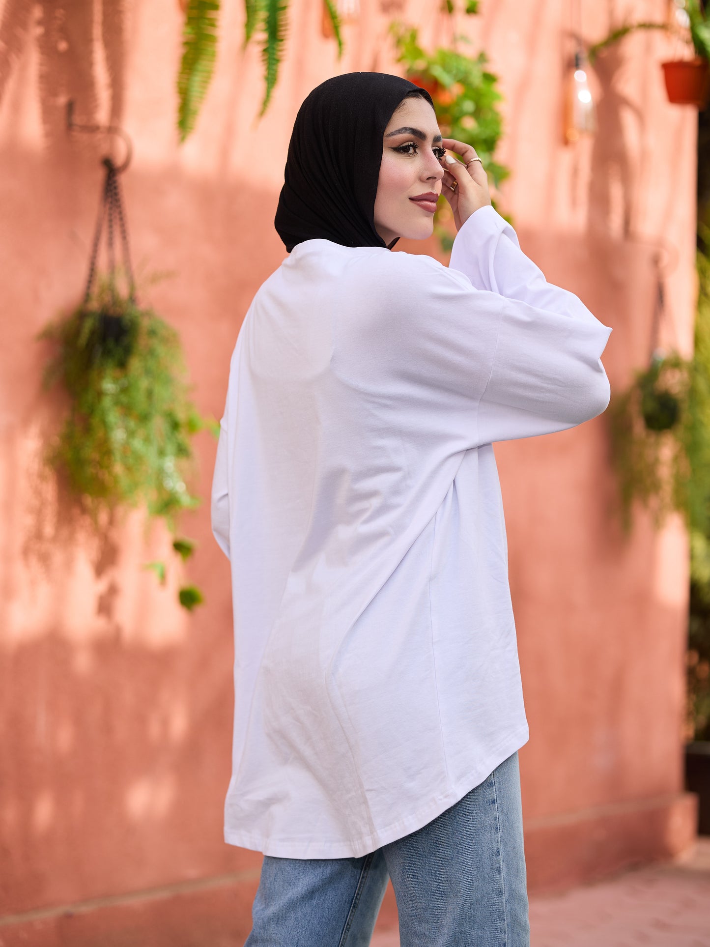White Basic t-shirt
